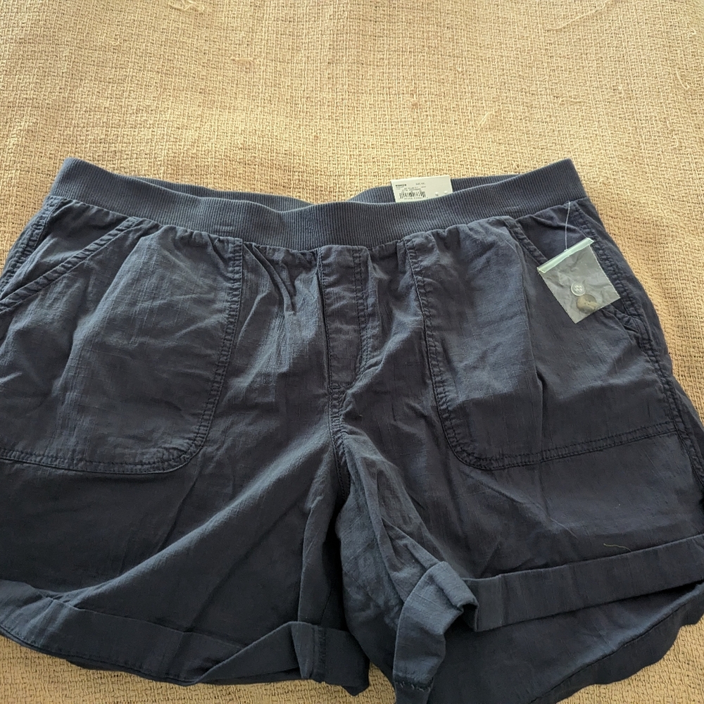 Sonoma shorts NWT